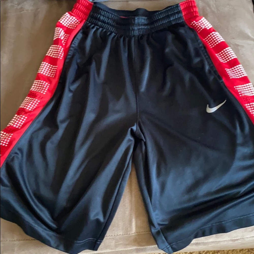 Nike Dri Fit basketball shorts size medium